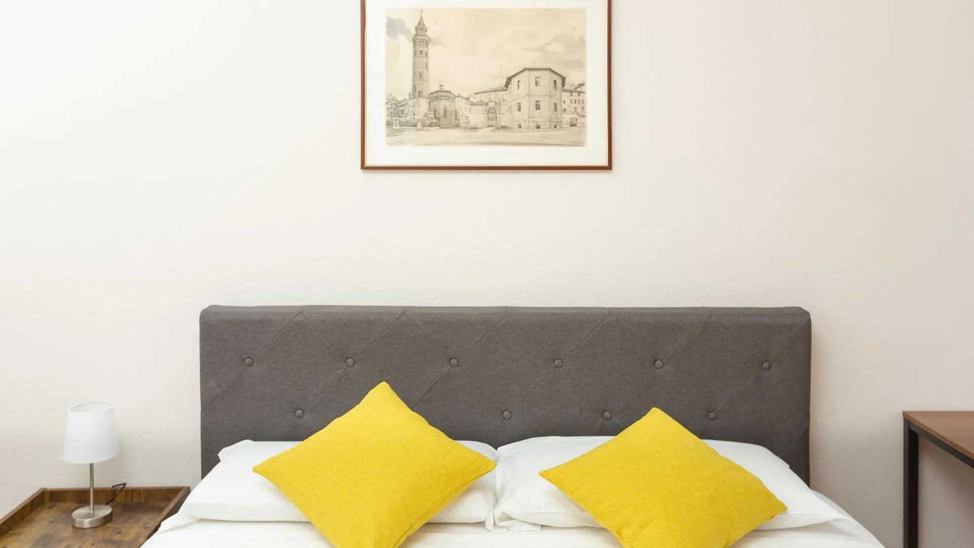 Bergamo 8 - Exclusive Apartment Milan Italy